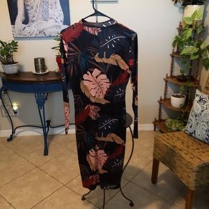 NWOT Tropical Leaf S Bodycon Dress